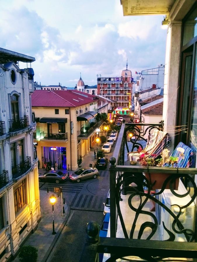 Romantic Batumi Exterior photo